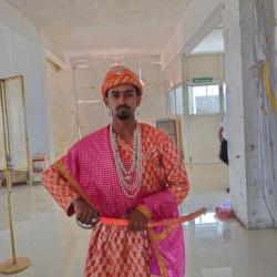 Dress up like freedom fighter