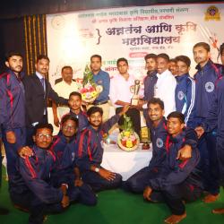 Our K.S.K Food Tech Kho-kho Teamgot gold prize in inter collegiate sport tournament -2019 felicitated by Hon.Dr .Yegesh Kshirsagar, Hon.Dr. Mahesh Deshmukh (student welfare officer, VNMKV) Hon.Dr. G.V.Salunke